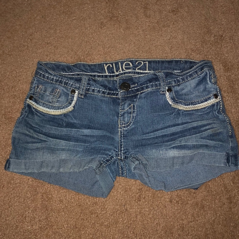 Women’s Low Rise Jean Shorts
